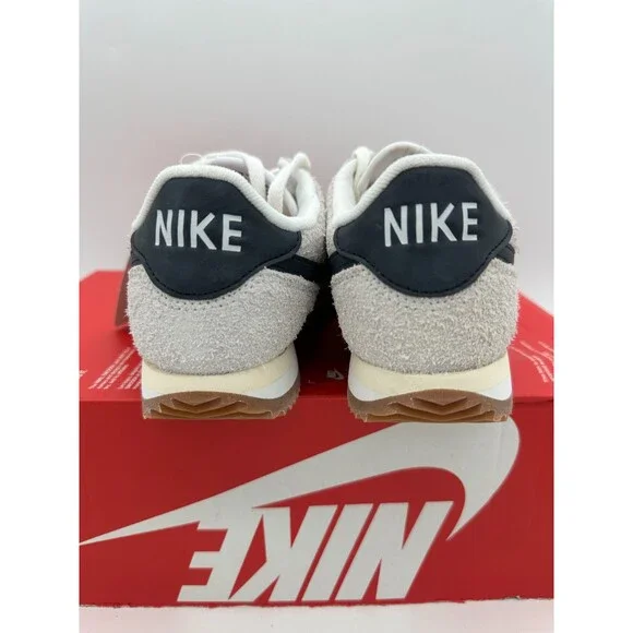 Nike Cortez Vintage Women's size 5 Summit White Suede Gum Sole Shoes FJ2530 102 - Picture 5 of 6